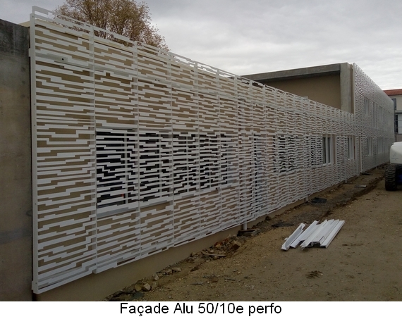 Façade Alu 50/10e perfo